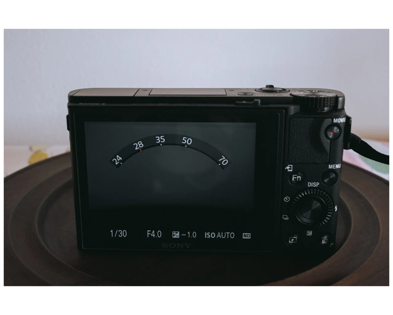 ディスコン?!RX100Ⅴ購入!このイケおじカメラのLOVEなところ!｜| THE