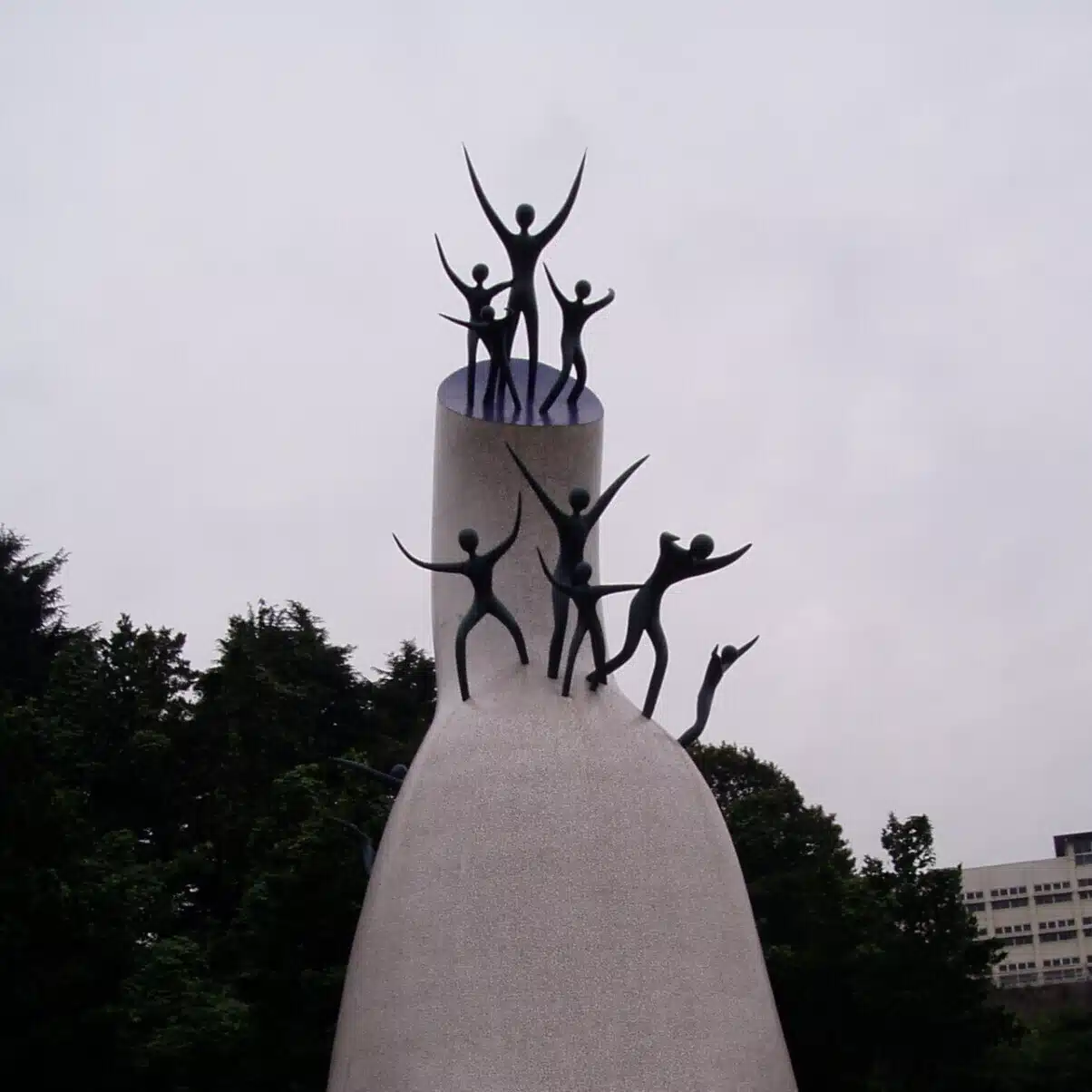 綿矢アタル