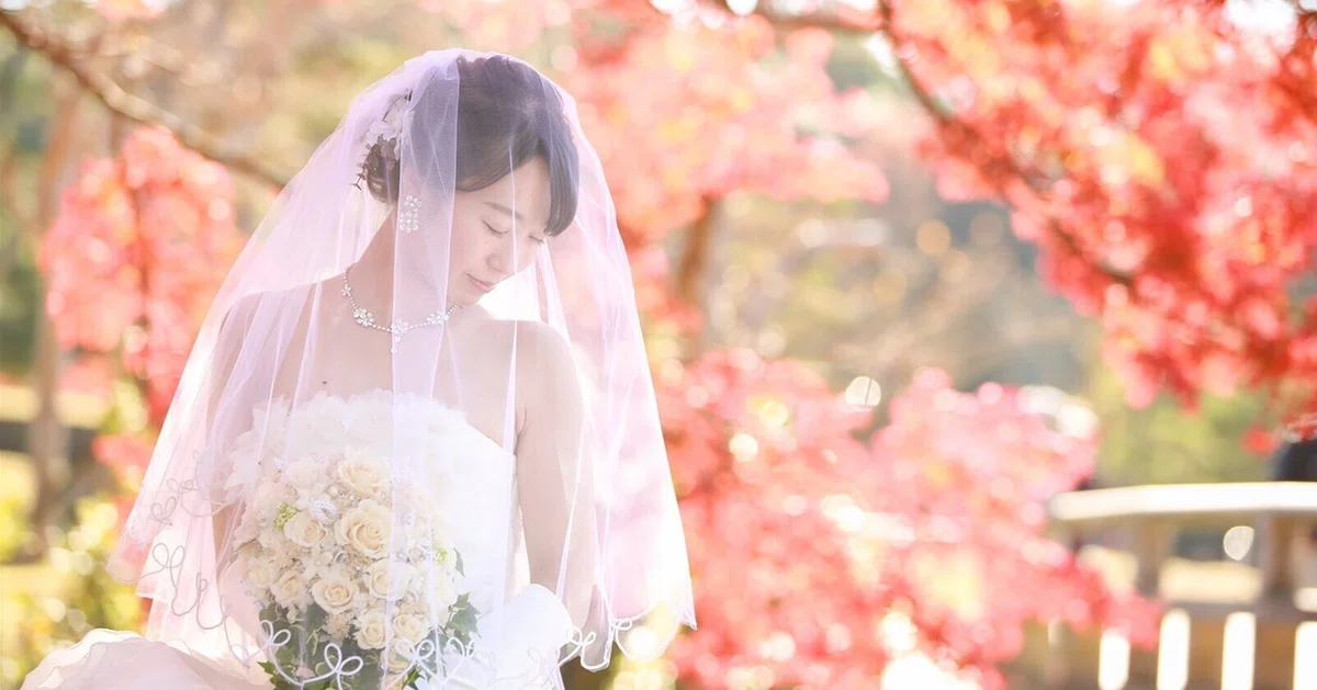 紅葉の奈良でドレスと和装で前撮りロケーションフォト｜ハヤシフォト 