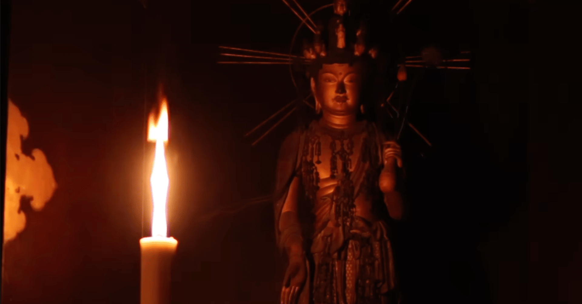 仏像蝋燭 butudanya_bg-00613-3