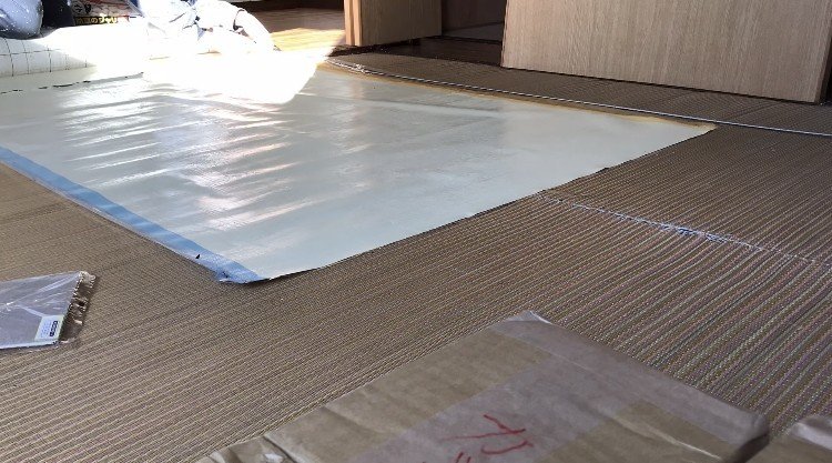 初めてのdiyリフォーム 13 糊付き壁紙を 繊維壁に貼ってみたら 大変だった 素人ワーママdiy副業大家 ワーママ修行中 にこにこママ Note