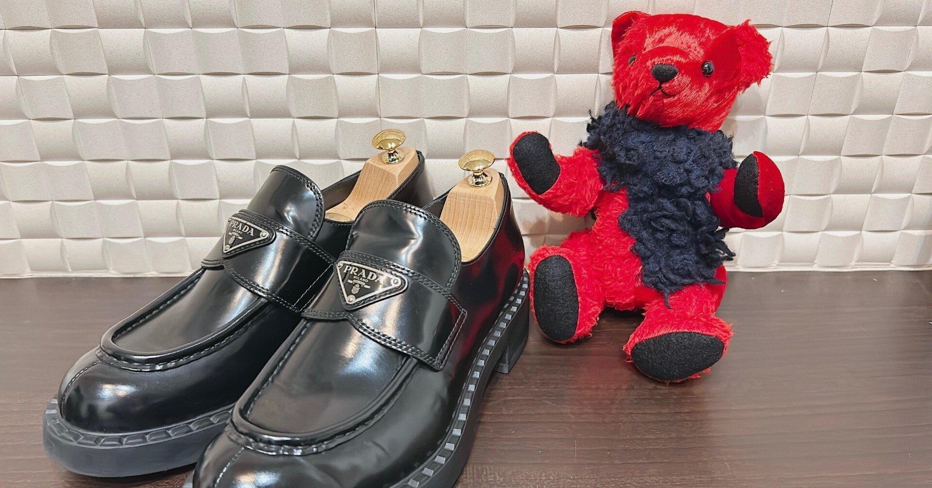 PRADA ブラック ドレスシューズ 木製シューツリー付き 28.5サイズ
