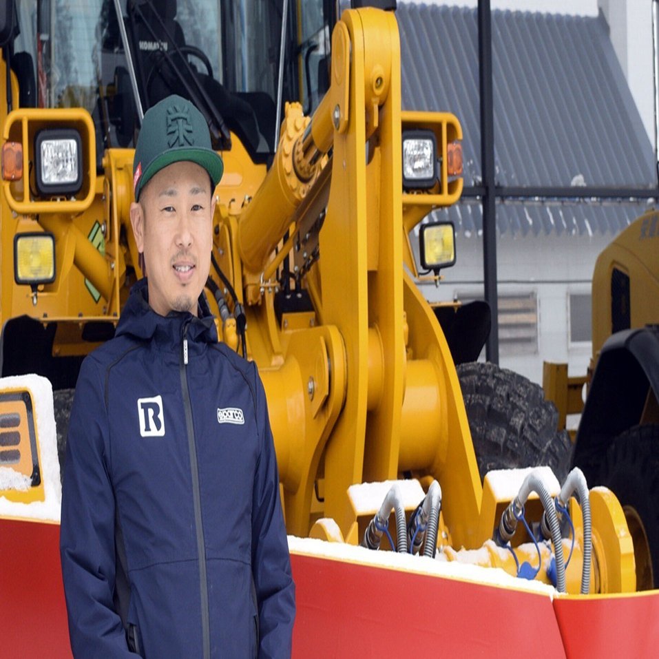 栄建設 大島良平さん／「公団ちゃん」操るレーサーは除雪車