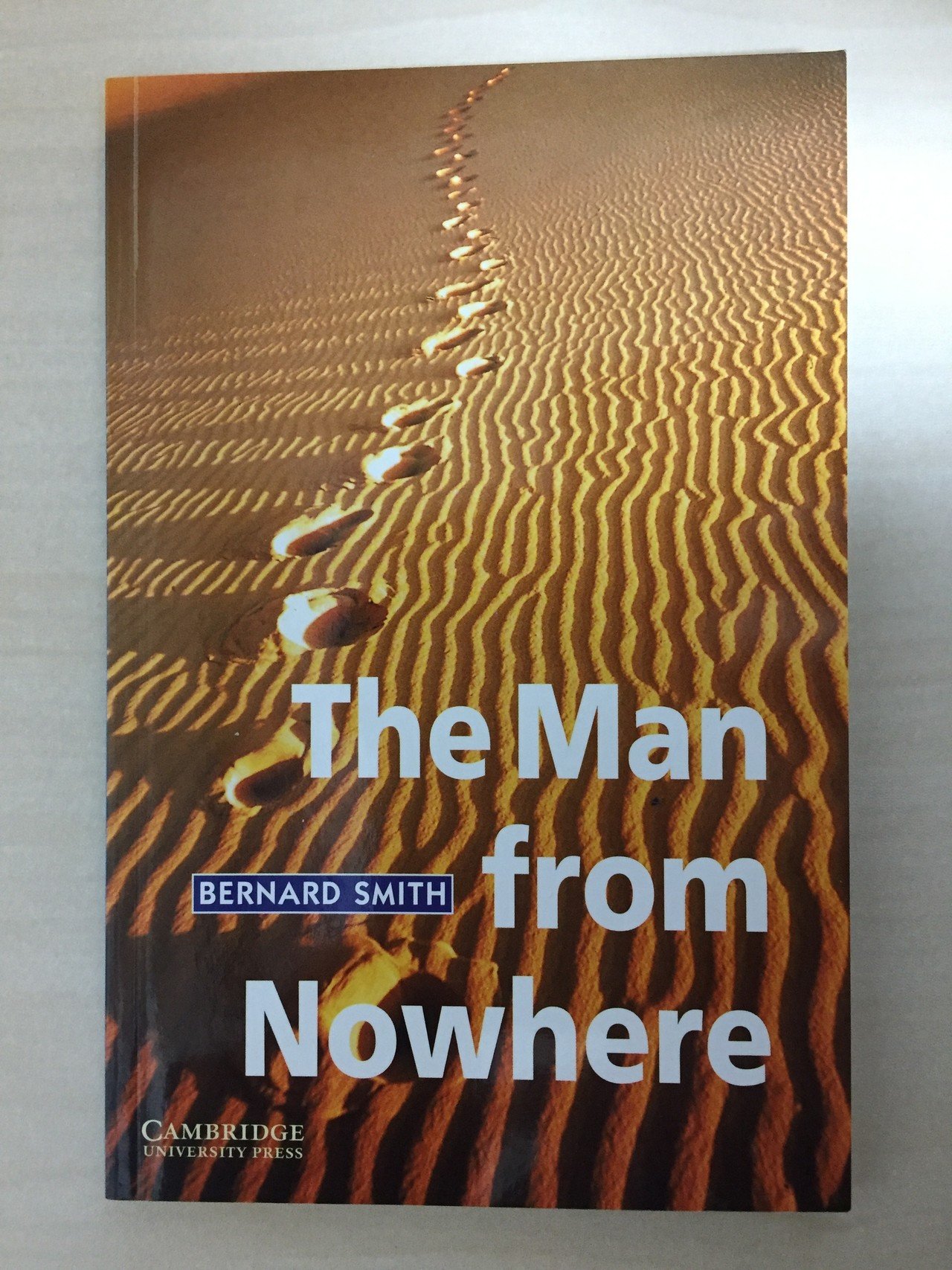 英語多読メモ The Man From Nowhere 砂漠と海の境目で倒れていた男性 病院に運ばれ一命はとりとめましたが記憶がありません 男性の正体は なぜあのような場所に倒れていたの Tomoko Nakasaki Note