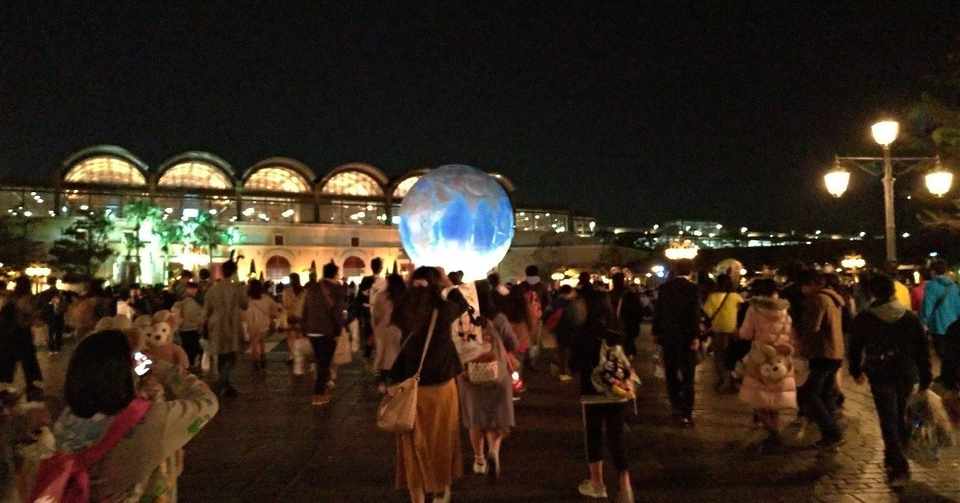 友人とディズニーに行くと必ず僕は泣きそうになる ふじみのかす ふじくん Note