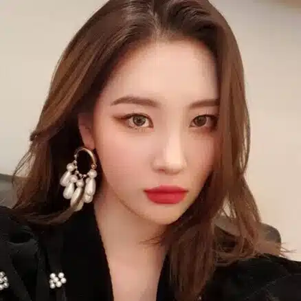 Momi