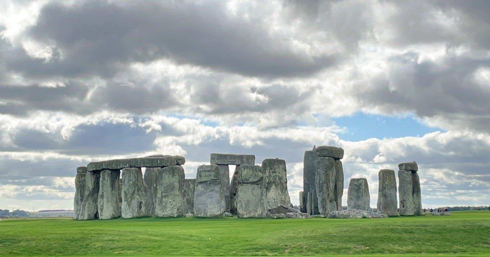 ロンドンから世界遺産ストーンヘンジとBathを巡る日帰り旅｜nasutabi