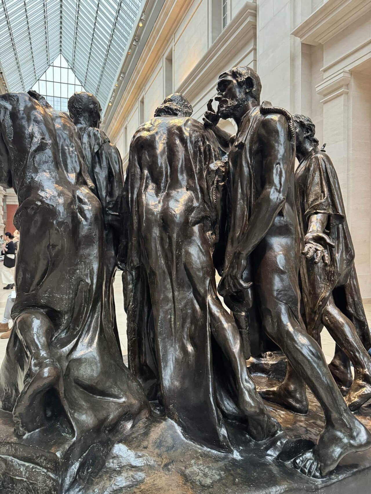 ニューヨークで毎日困ってます】メトロポリタン美術館のツリーと日本語