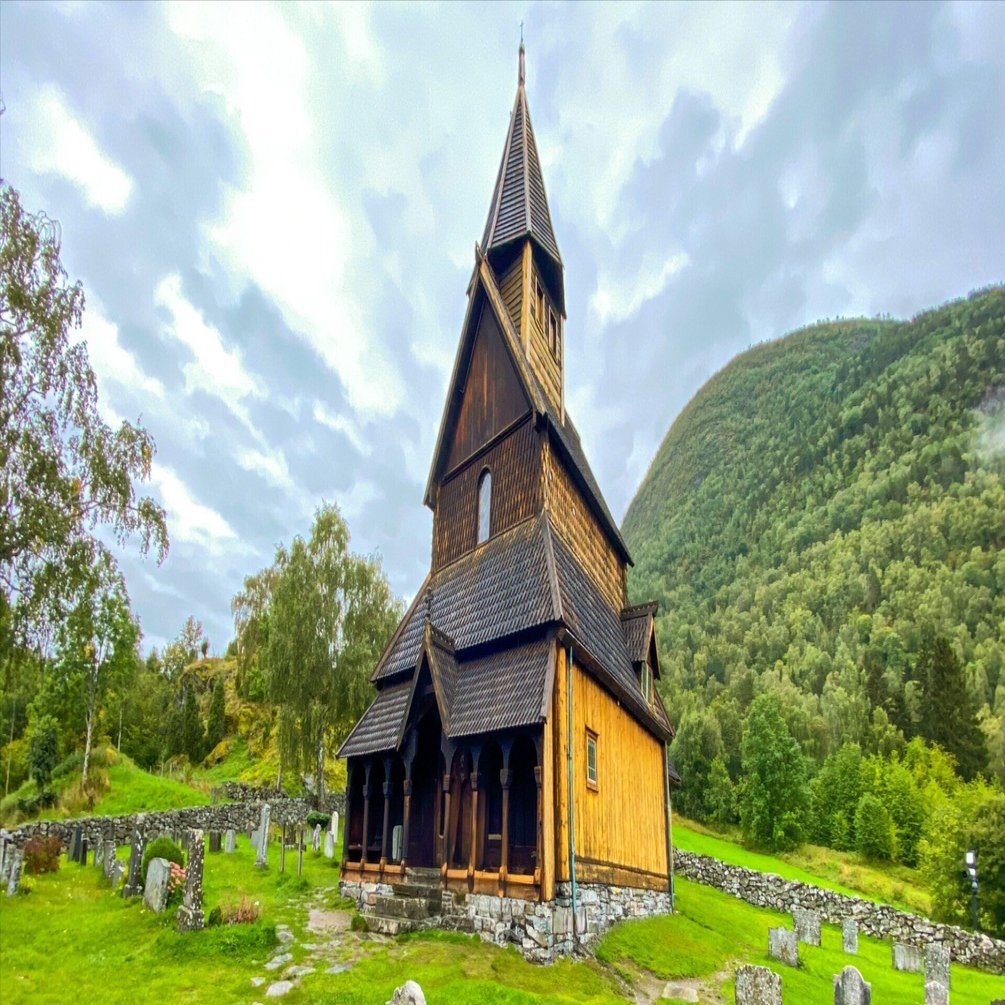 北欧旅行記】ノルウェー編🇳🇴#2 世界遺産「木造教会の女王」に会いに