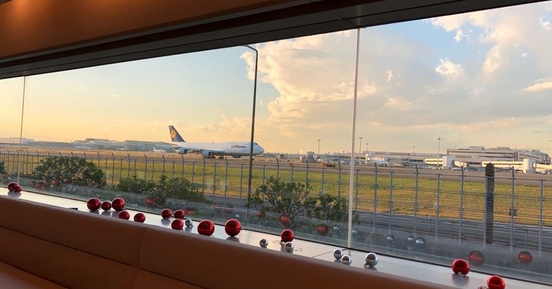 飛行機が間近で見えるカフェで勉強しようとしたら という話 Kobaryu Note 飛行機が間近で見えるカフェで勉強しようとしたら という話 Kobaryu Note