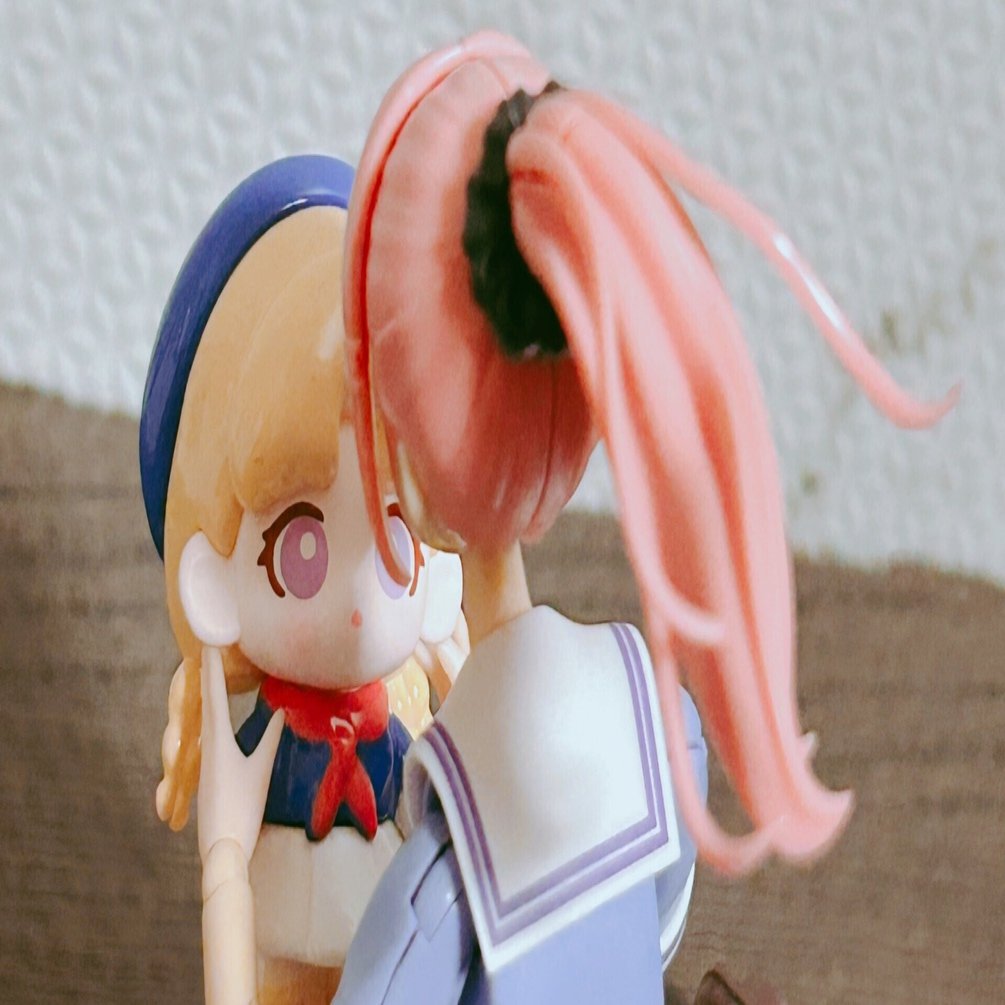 もうお前たちは美少女プラモデルから逃げるな｜臀部