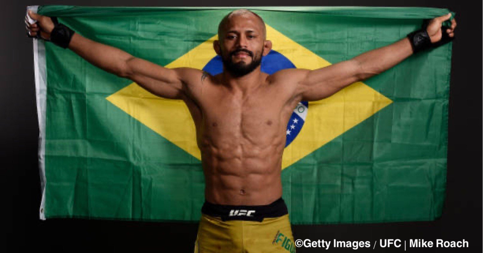 ufc prizm 激レア　デイブソン・フィゲイレード　ゴールドカード ufc prizm 激レア デイブソン・フィゲイレード ゴールドカード ufc