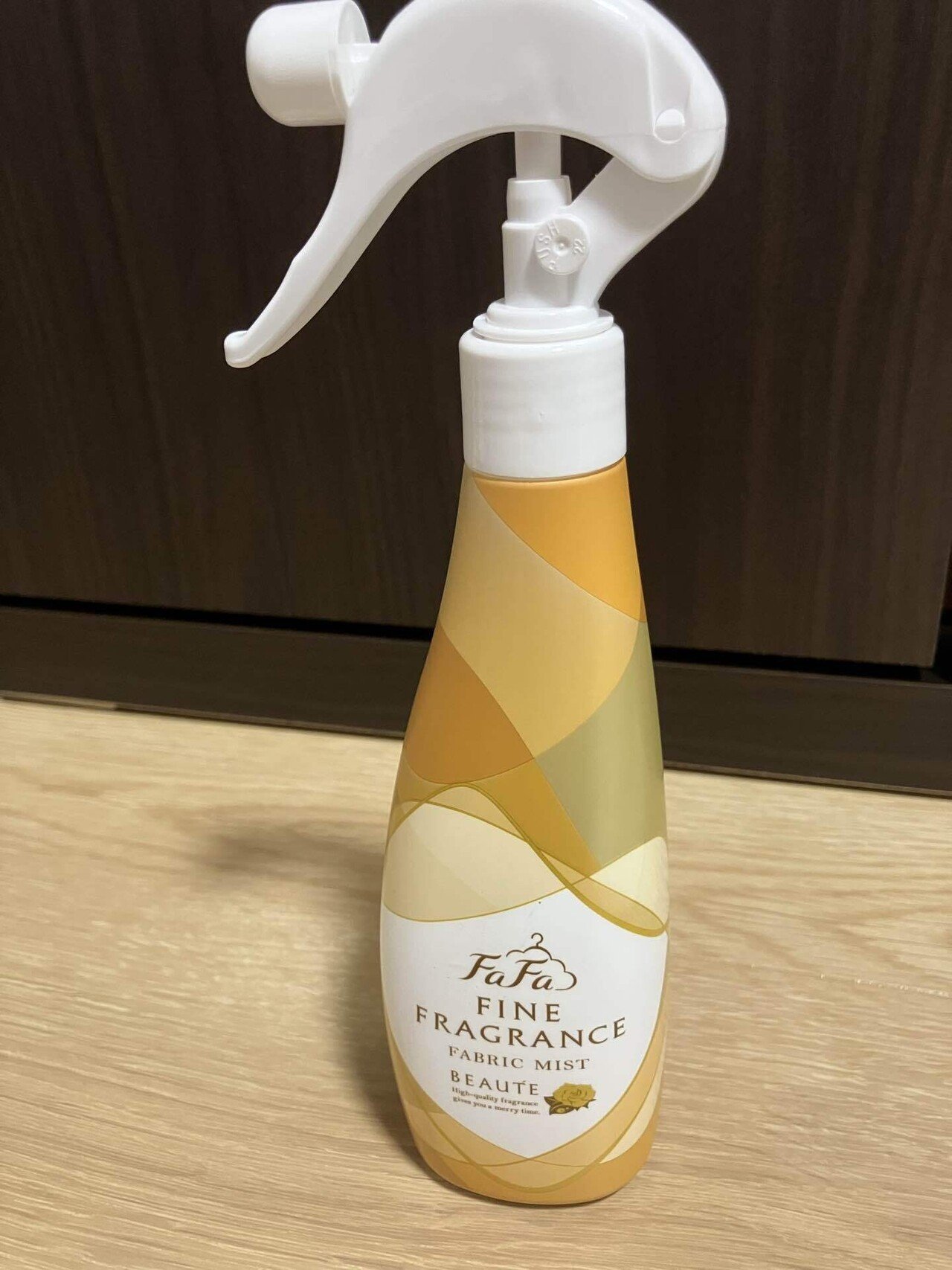 オーダーはこちらへどうぞ。クロエの香り！モテコロンと噂も