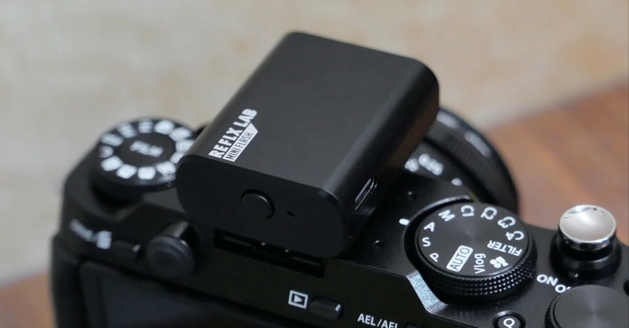 Fujifilm X20 充電器+交換ボタン付き 【公式通販】 Fujifilm X20 充電器+交換ボタン付き 【公式通販】