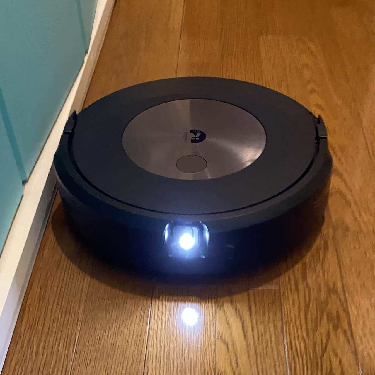 ルンバj9+ お値下げしました。 ルンバ コンボ j9+（公式整備済リユース品） | アイロボット公式