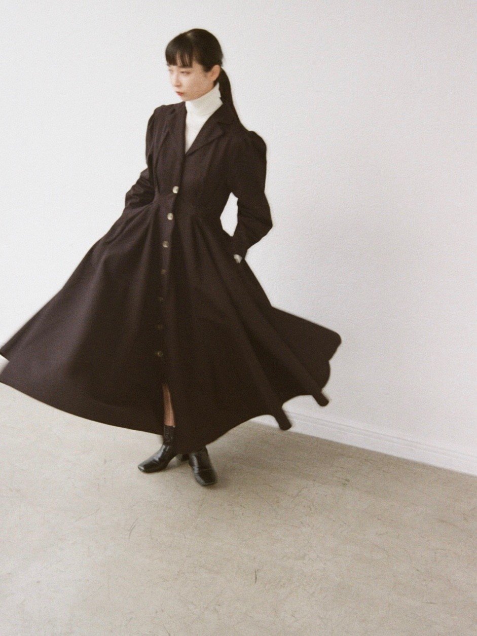 退屈な日々をドレスで踊れ！ [THE DRESS #17]｜マール・コウサカ（foufou） 