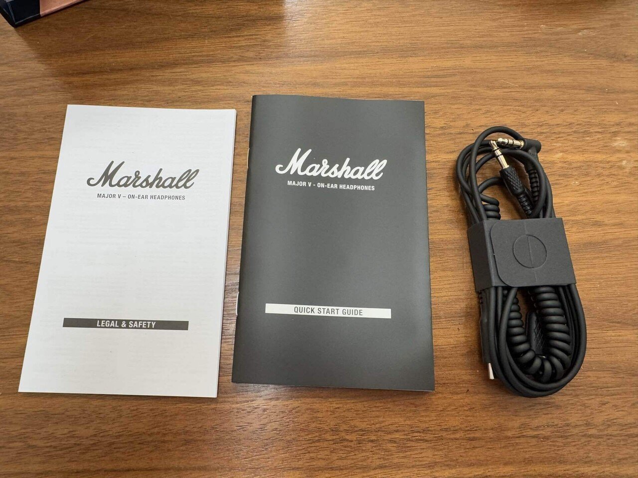 Marshall のヘッドホン「MajorV」を購入|あきちゃん(男) Marshall のヘッドホン「MajorV」を購入|あきちゃん(男)