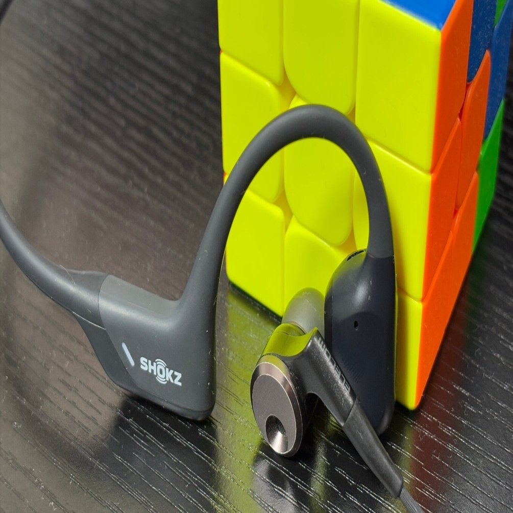 どう考えても異常な骨伝導イヤホンマニュアル】骨伝導イヤホンと通常