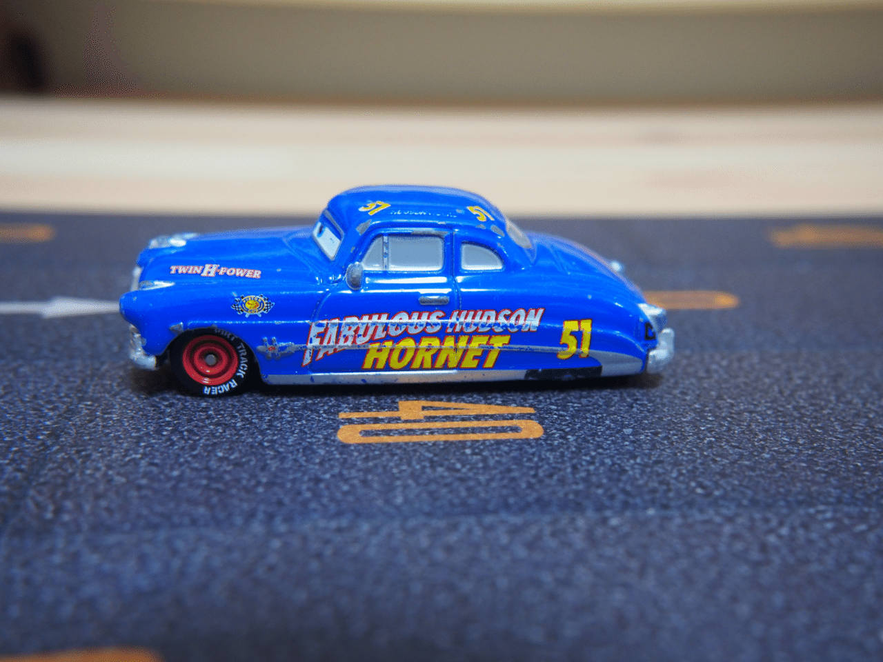 4609. カーズ ファビュラスハドソンホーネット ミニカー