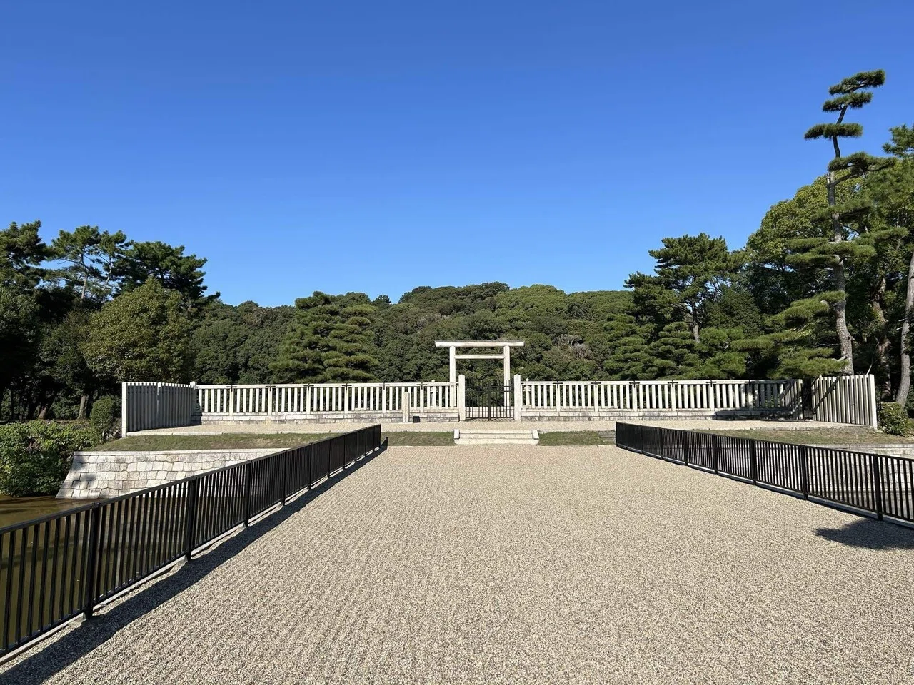 【中古】現代国際社会と人権の諸相 : 宮崎繁樹先生古稀記念／住吉良人 編／成文堂 写真多め】2024年11月の大阪旅行。住吉大社、仁徳天皇陵古墳、堺市