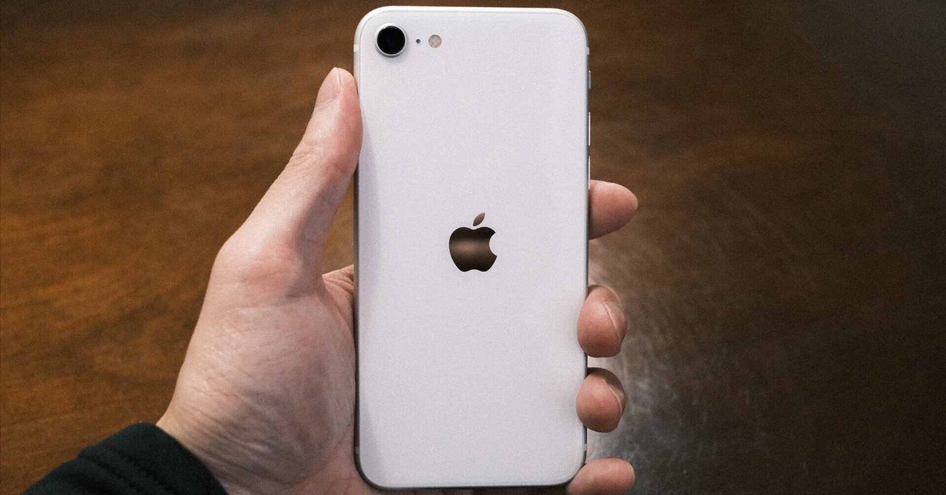 今更iPhone SE第2世代に乗り換えた報告(2024年12月)|Ayano 今更iPhone SE第2世代に乗り換えた報告(2024年12月)|Ayano