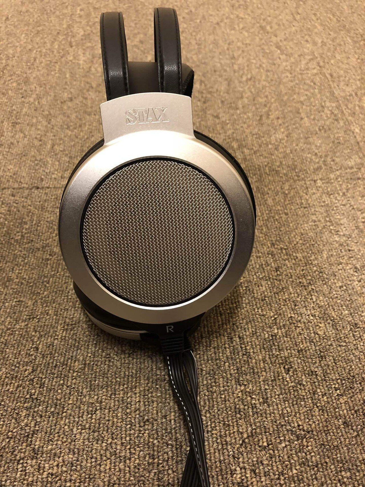 優しくて聴きやすい、これが王道のSTAXサウンド!人気があるのも 優しくて聴きやすい、これが王道のSTAXサウンド!人気があるのも