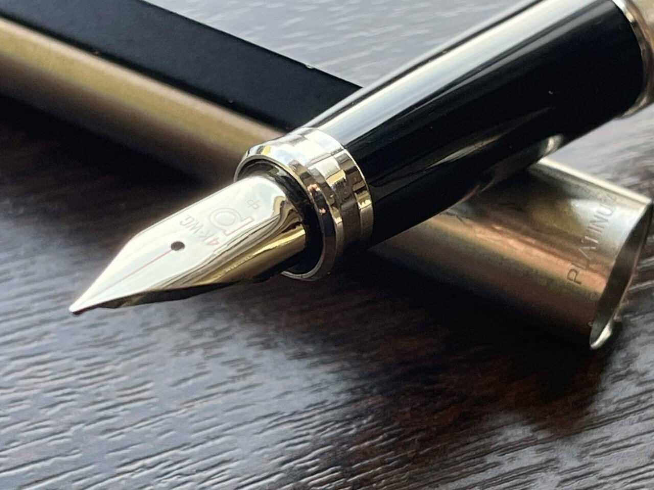 プラチナ　Belage　ベラ―ジェ　万年筆　14K　筆記確認出来ない プラチナ Belage ベラ―ジェ 万年筆 14K 筆記確認出来ない 筆記具