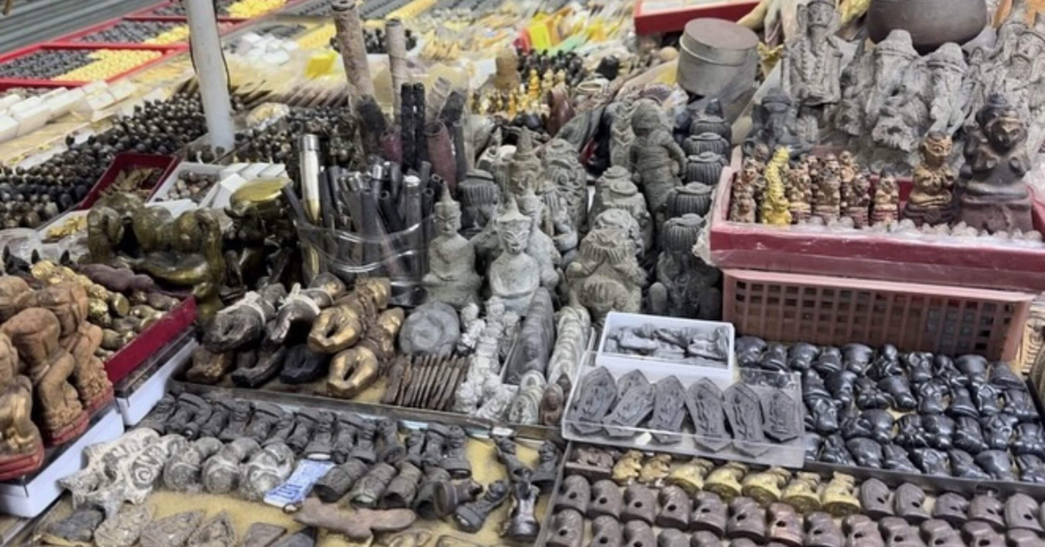 呪物なんて男のロマンやん？タープラチャン市場でお気に入りの