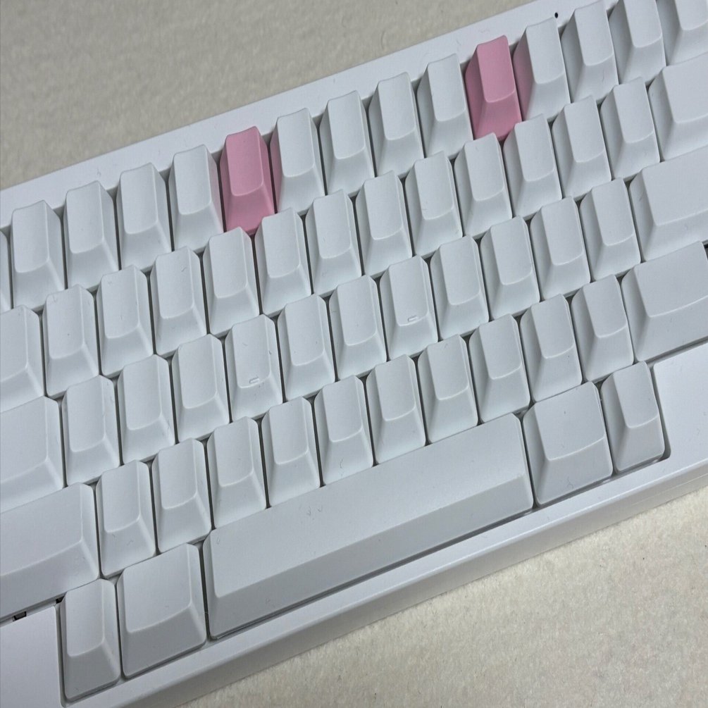 至高の白いキーボード、HHKB雪に乗り換えて、桜を降らせました