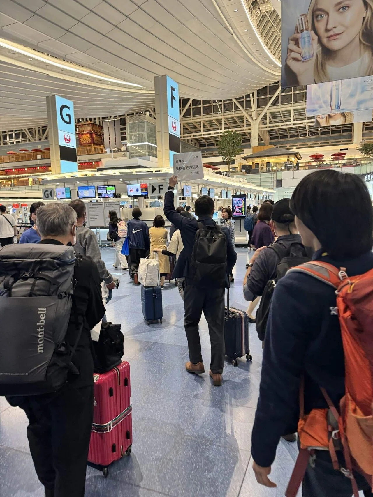 公立学校教員、南極へ行く⑧】しらせをたずねて40時間｜minamizako