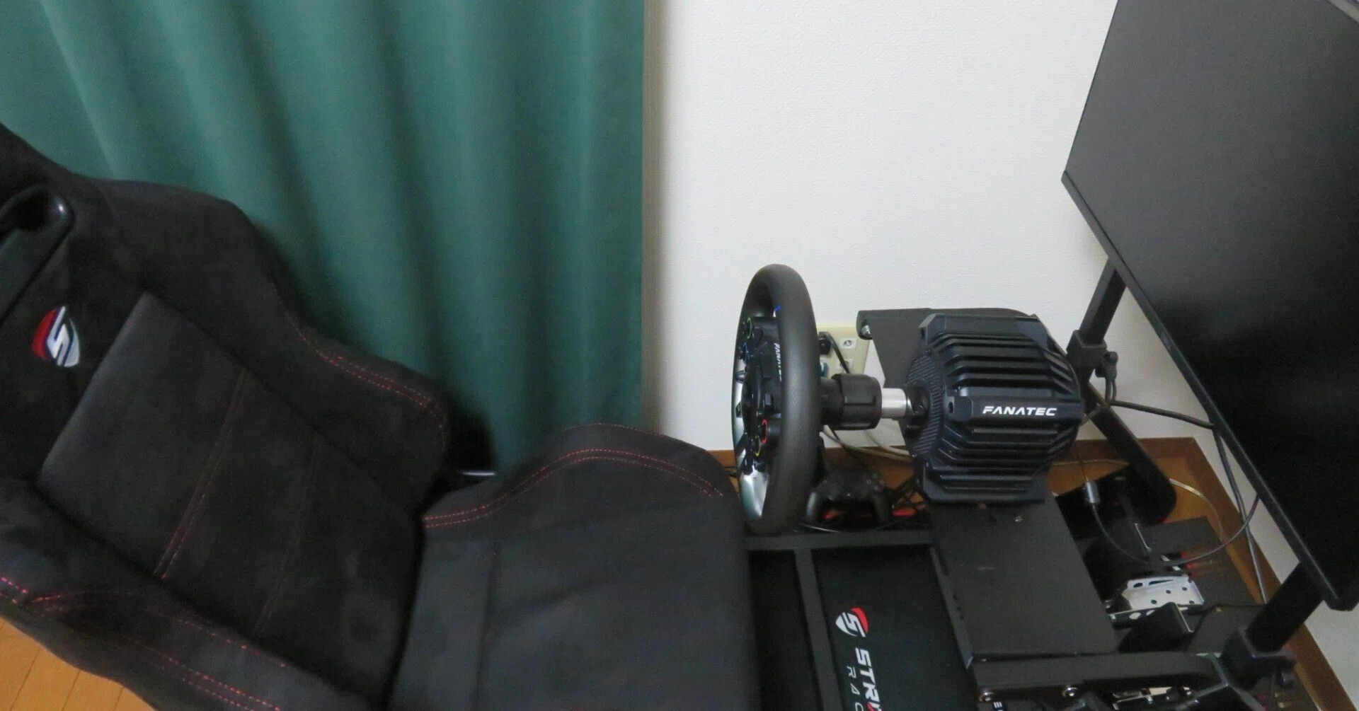 レースSIM】FANATEC DD Pro、STRASSE RCZ01 購入から2ヶ月。満足度は