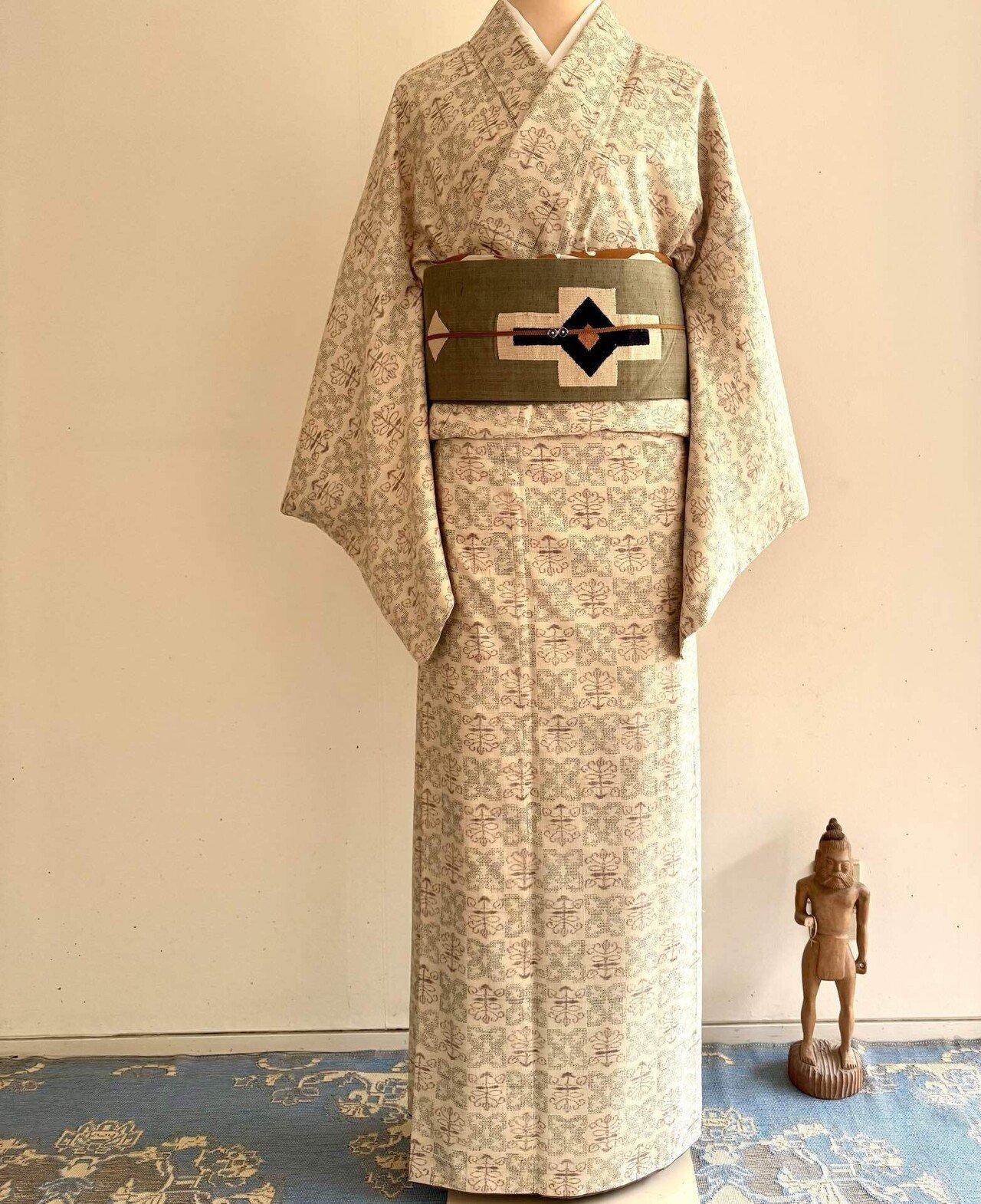 亜麻色百亀甲総柄結城紬着物|夢吉きもの 亜麻色百亀甲総柄結城紬着物|夢吉きもの