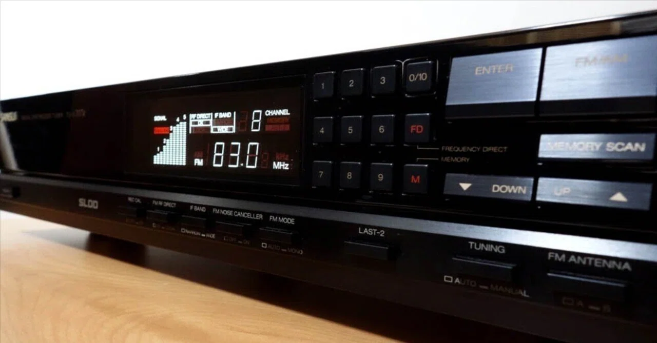 SANSUI サンスイ　FM/AMラジオチューナー　TU-α707R 動作品 SANSUI TU-α707R 修理調整記録2｜BLUESS Laboratory