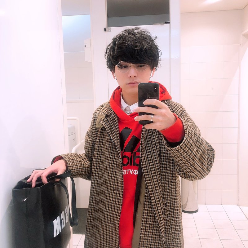 ロックファッションはクラシカルに今っぽく着こなすのが シュウト Pry Note ロックファッションはクラシカルに今っぽく着こなすのが シュウト Pry Note