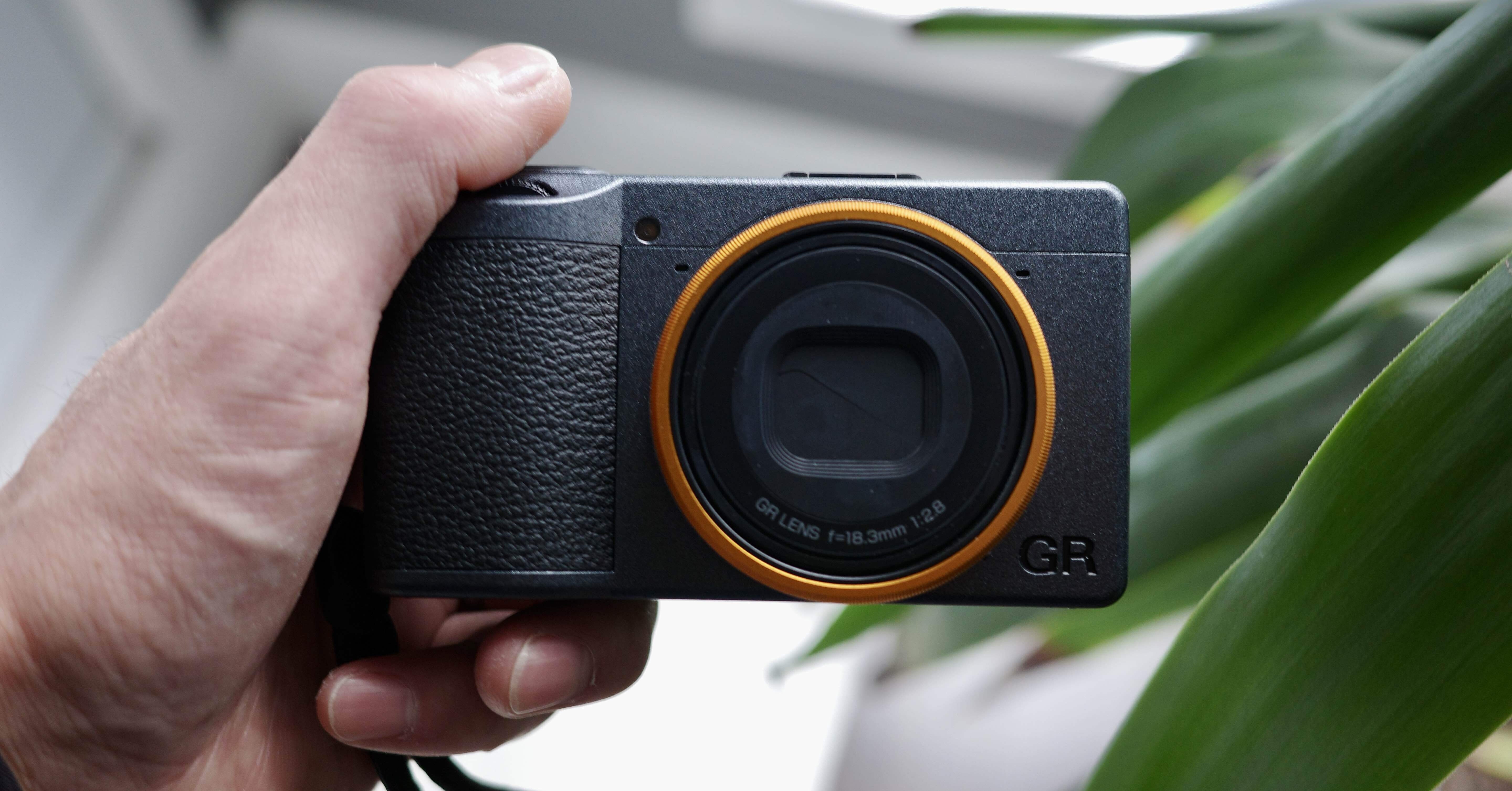 Ricoh GR IIIをしばらく使ってみて｜ミニマリストの欲望