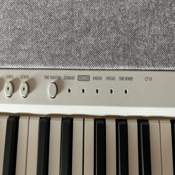 CASIOの電子キーボードCT-S1｜makoto