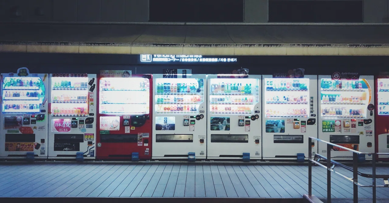 Paper Machine Graphics Short Story: The Vending Machine's Future Fortune|とあ