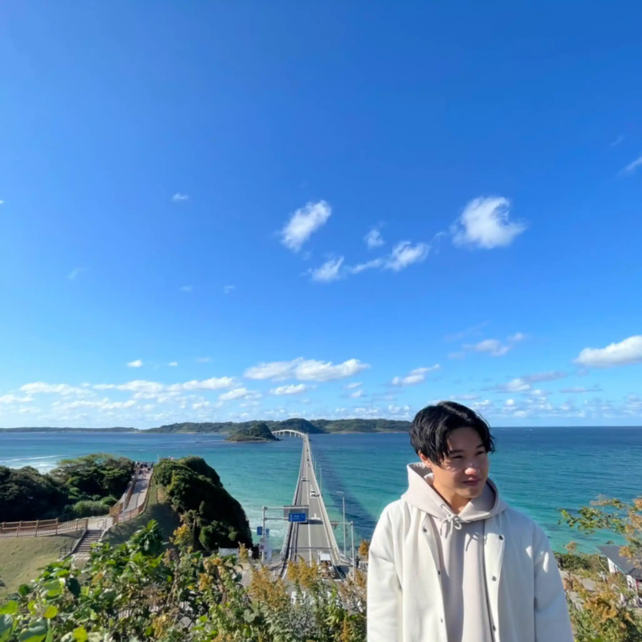 あきら