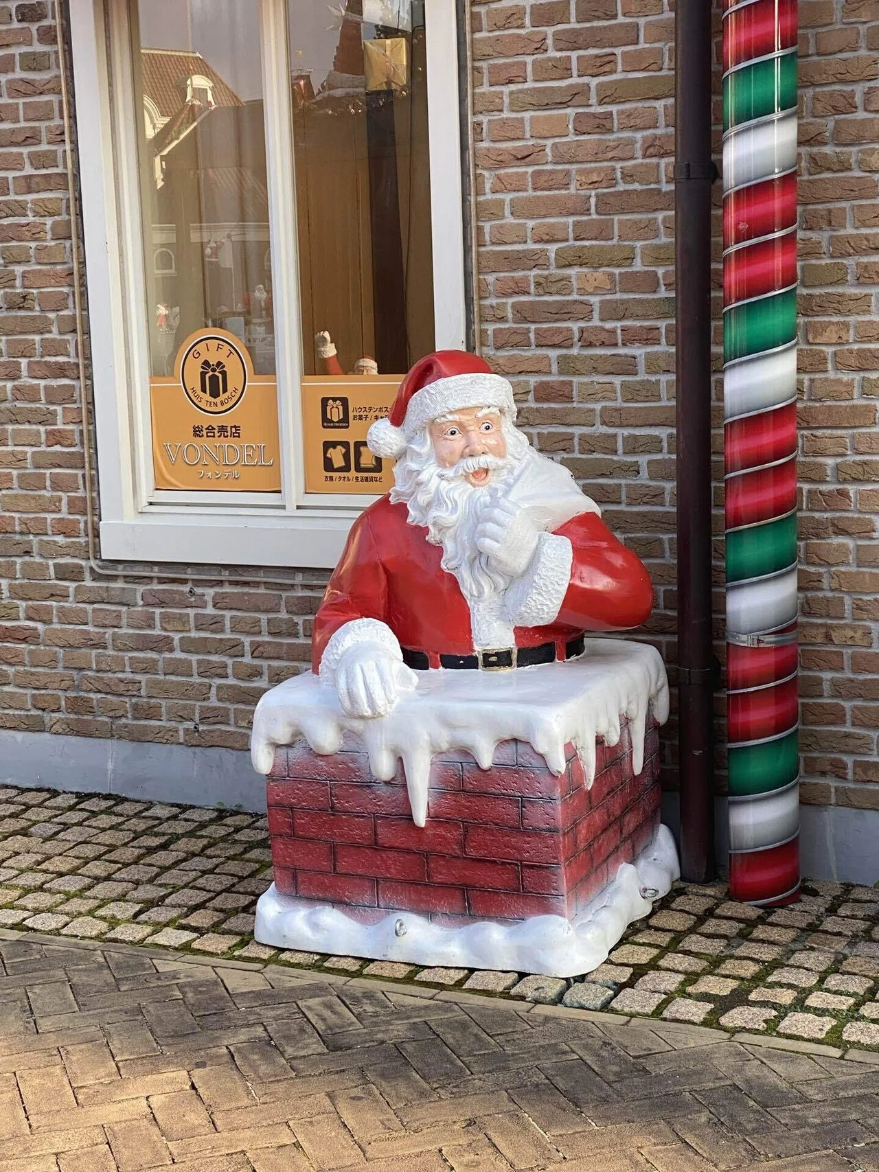 サンタは暖炉に行けるのか？ 「ハウステンボス クリスマス編」｜二見 遊
