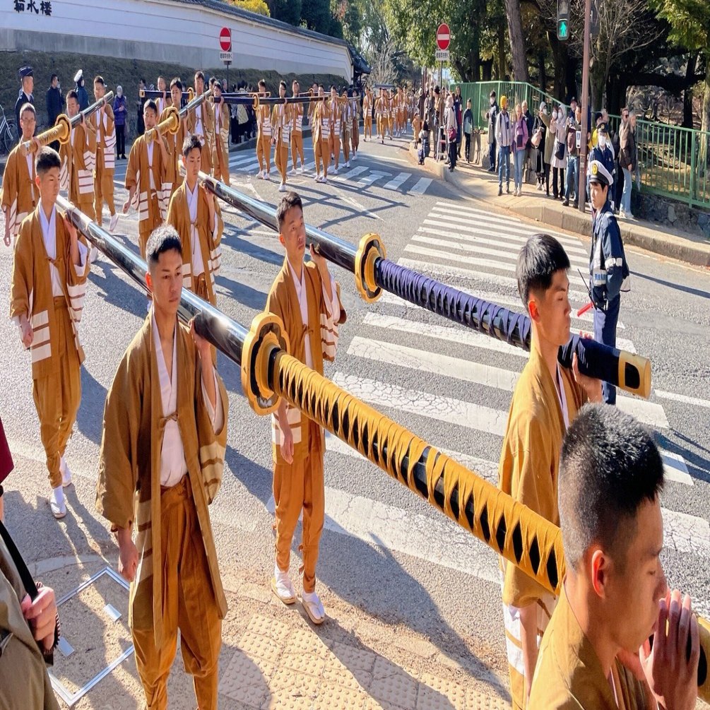 春日若宮おん祭：4 お渡り式｜美術館とお寺と猫