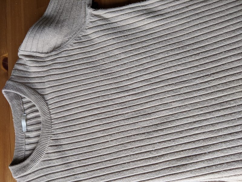 ニットの毛玉問題 と向き合ってみえる服との付き合い方 ゆみぷ Note