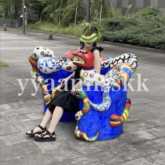 HULA HULA GARDEN｜奈良美智｜yyaannsskk