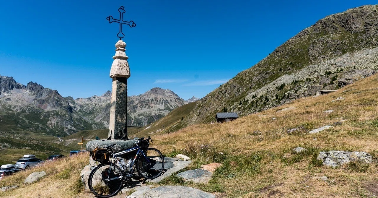 フランス】アルプスを巡る自転車の旅 2 マドレーヌ峠〜アルプ