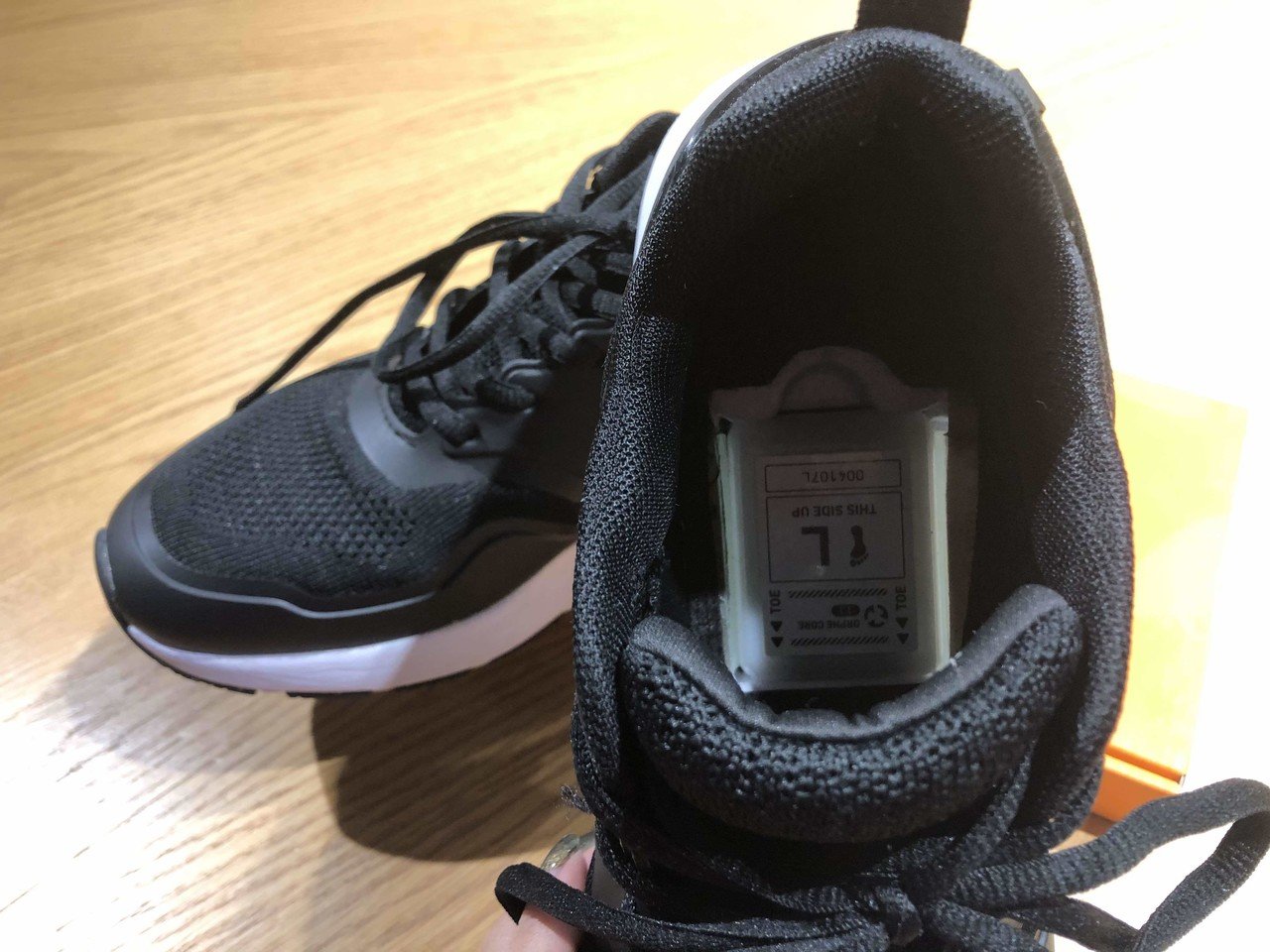 体験レポ】スマートフットウェア「ORPHE TRACK」、田端信太郎と