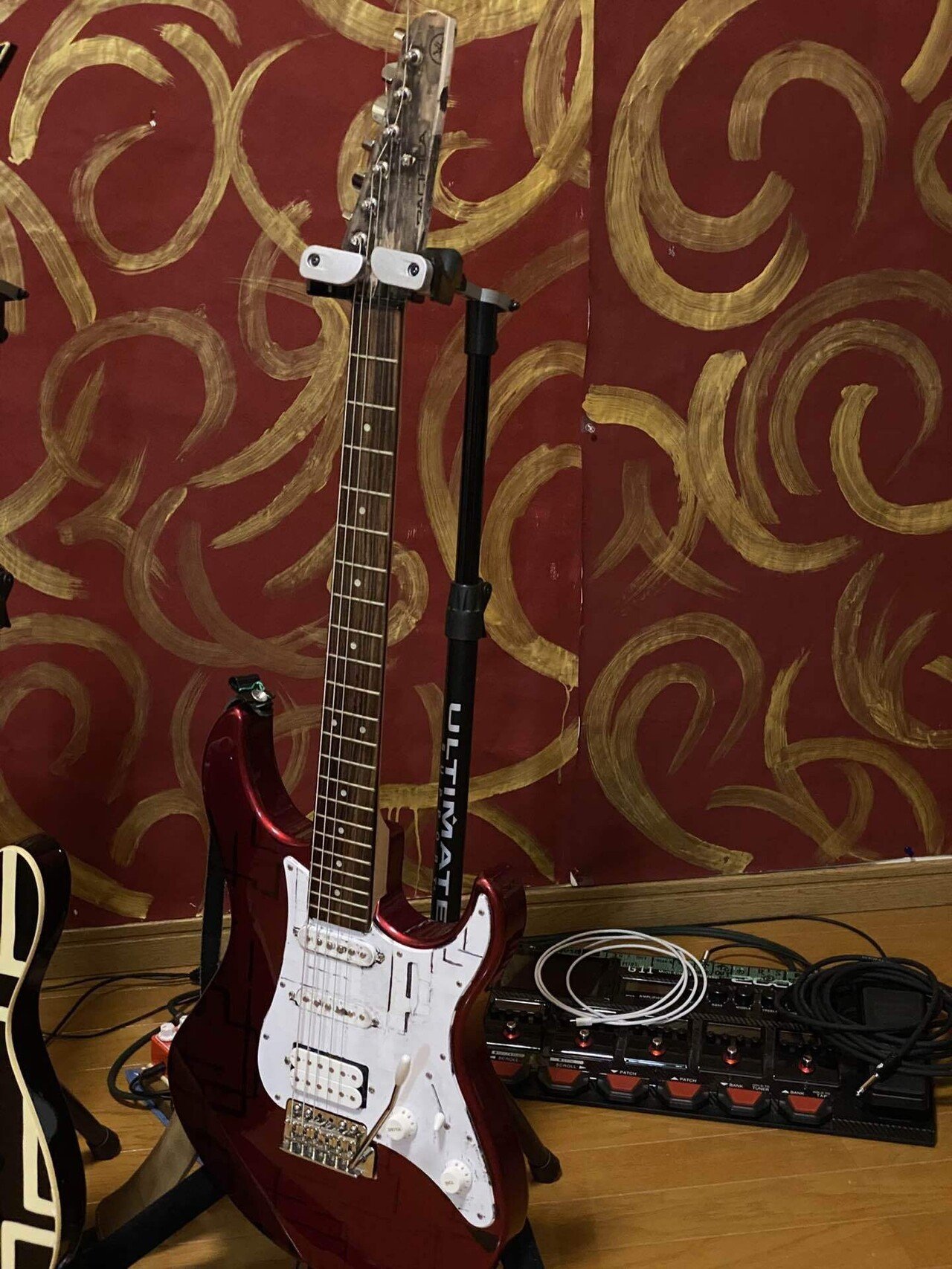 YAMAHA Pacificaを改造して自分モデルを作りました YAMAHA Pacificaを改造して自分モデルを作りました