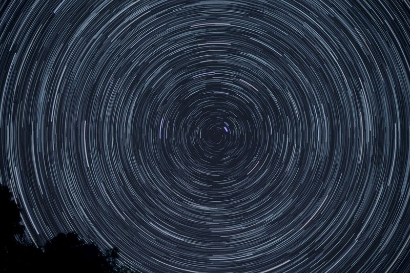 比較明合成で星の軌跡を撮影する方法 はるき 思想家 Note 比較明合成で星の軌跡を撮影する方法 はるき 思想家 Note