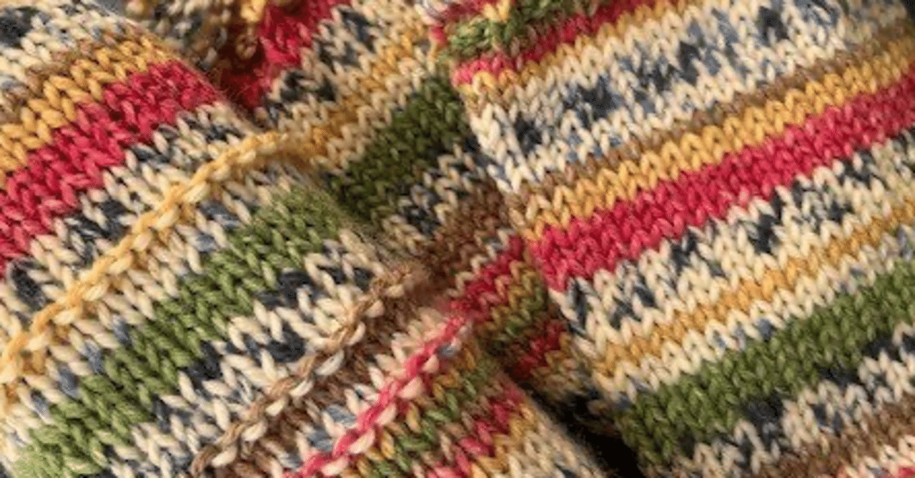 巷に出回っているOpal毛糸の編み図｜編むひと 茜