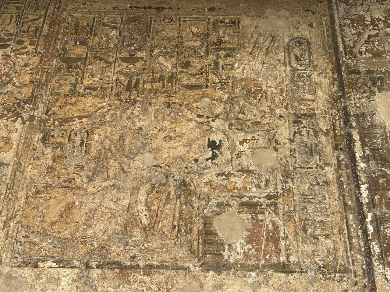 🇪🇬 ⑭ エジプトのアルテミス岩窟神殿｜νεράιδα