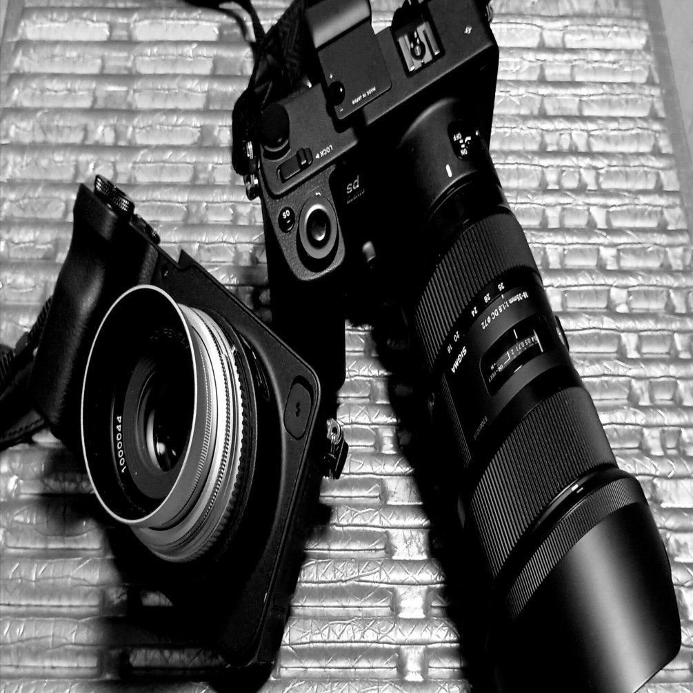 sigma sd quattro オマケ付き SIGMA sd Quattro とりあえずM42専用機. 怖い物見たさで購入した