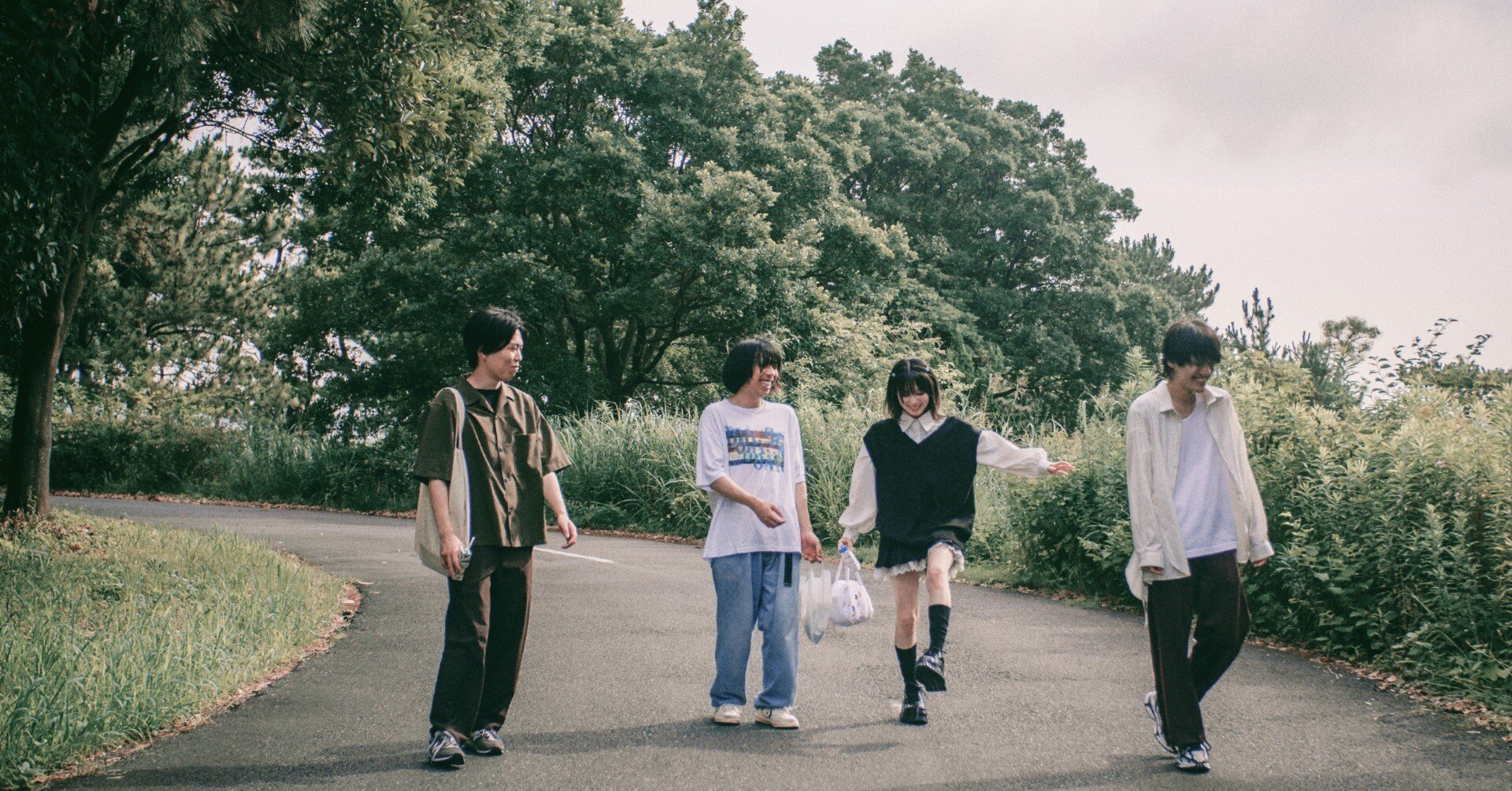 最近のシューゲイザー/ドリームポップの女性ボーカルバンドが熱いので